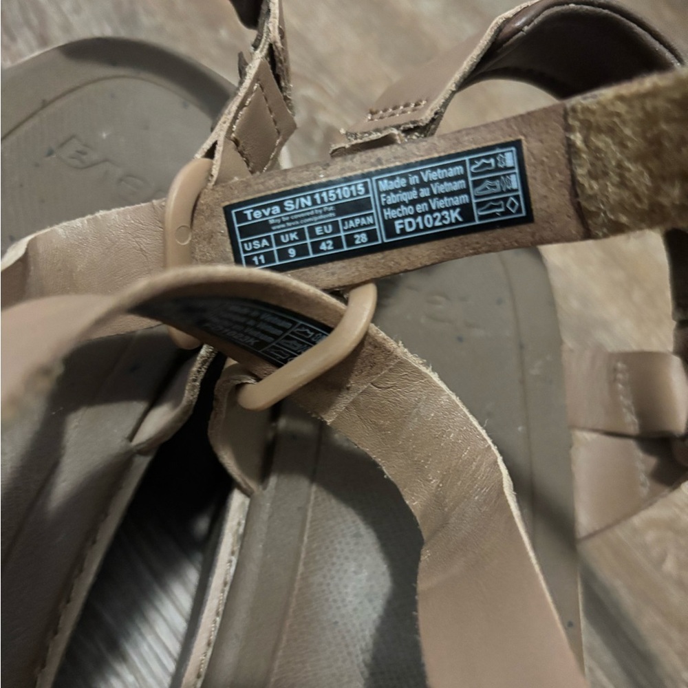 Teva Madera Platform Sandal - Picture 3 of 6